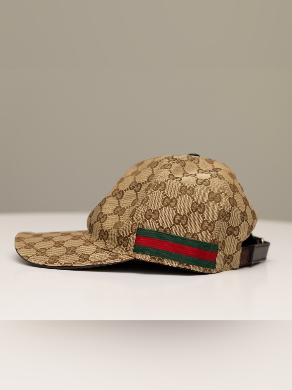 Gucci Beige GG Canvas Cap with Green-Red Web Stripe - Picture 2 of 4